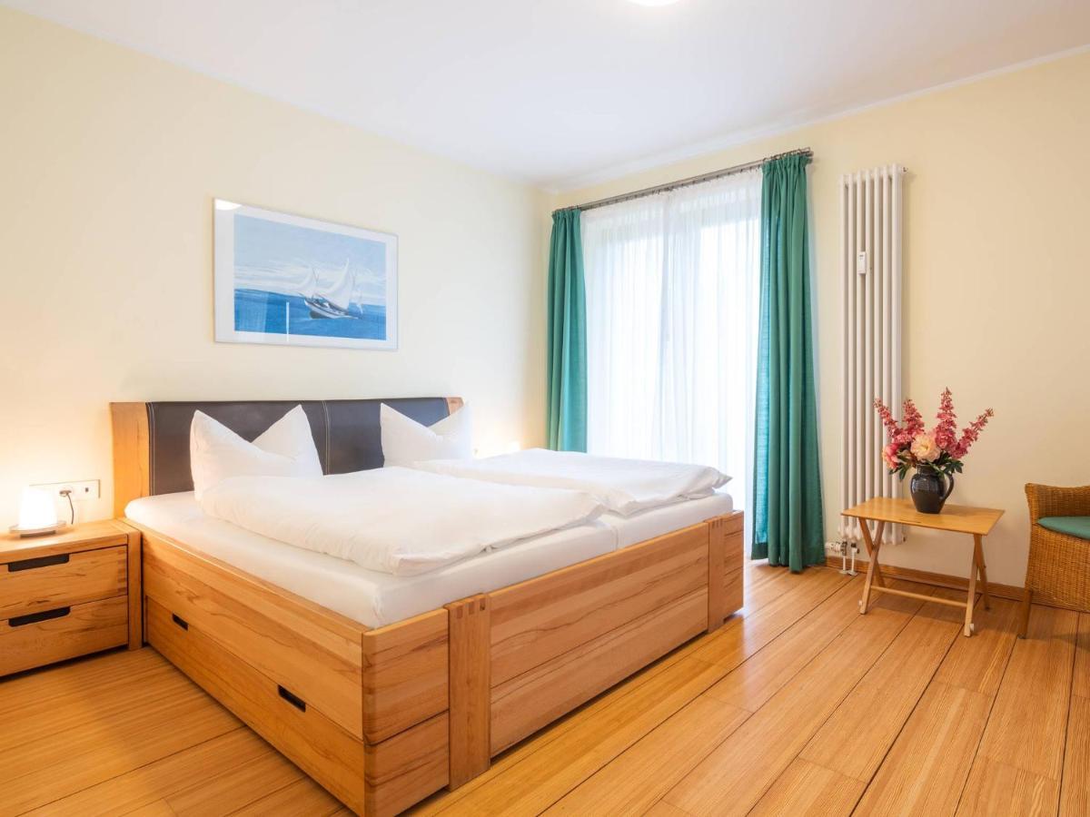 Apartment Kaiservillen - Mit 1 Schlafzimmer Und Balkon D122