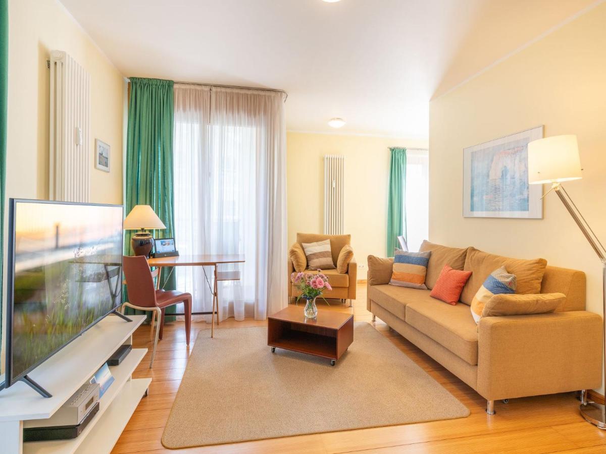 Apartment Kaiservillen - Mit 1 Schlafzimmer Und Balkon D122